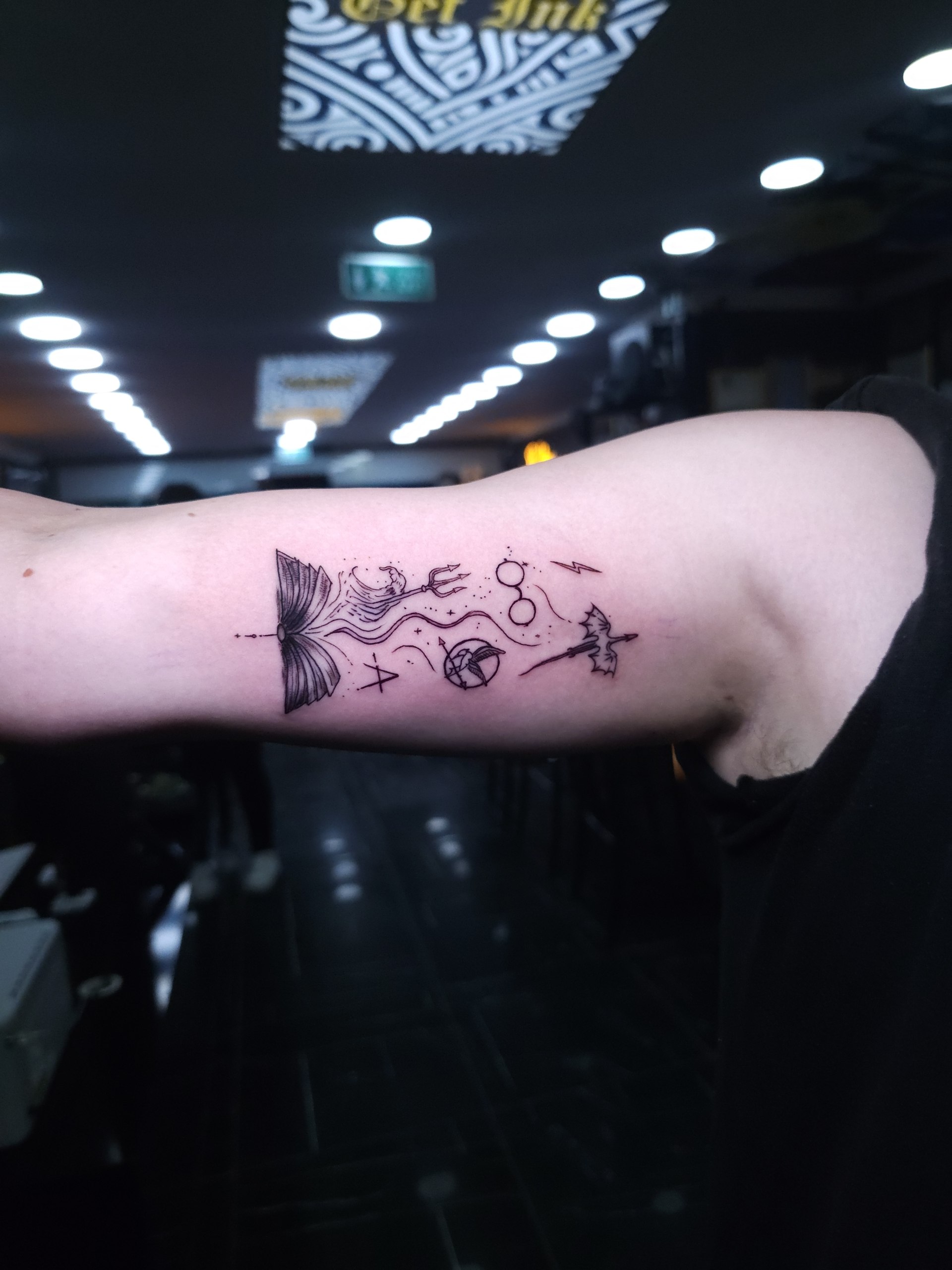 Realistic eye tattoo